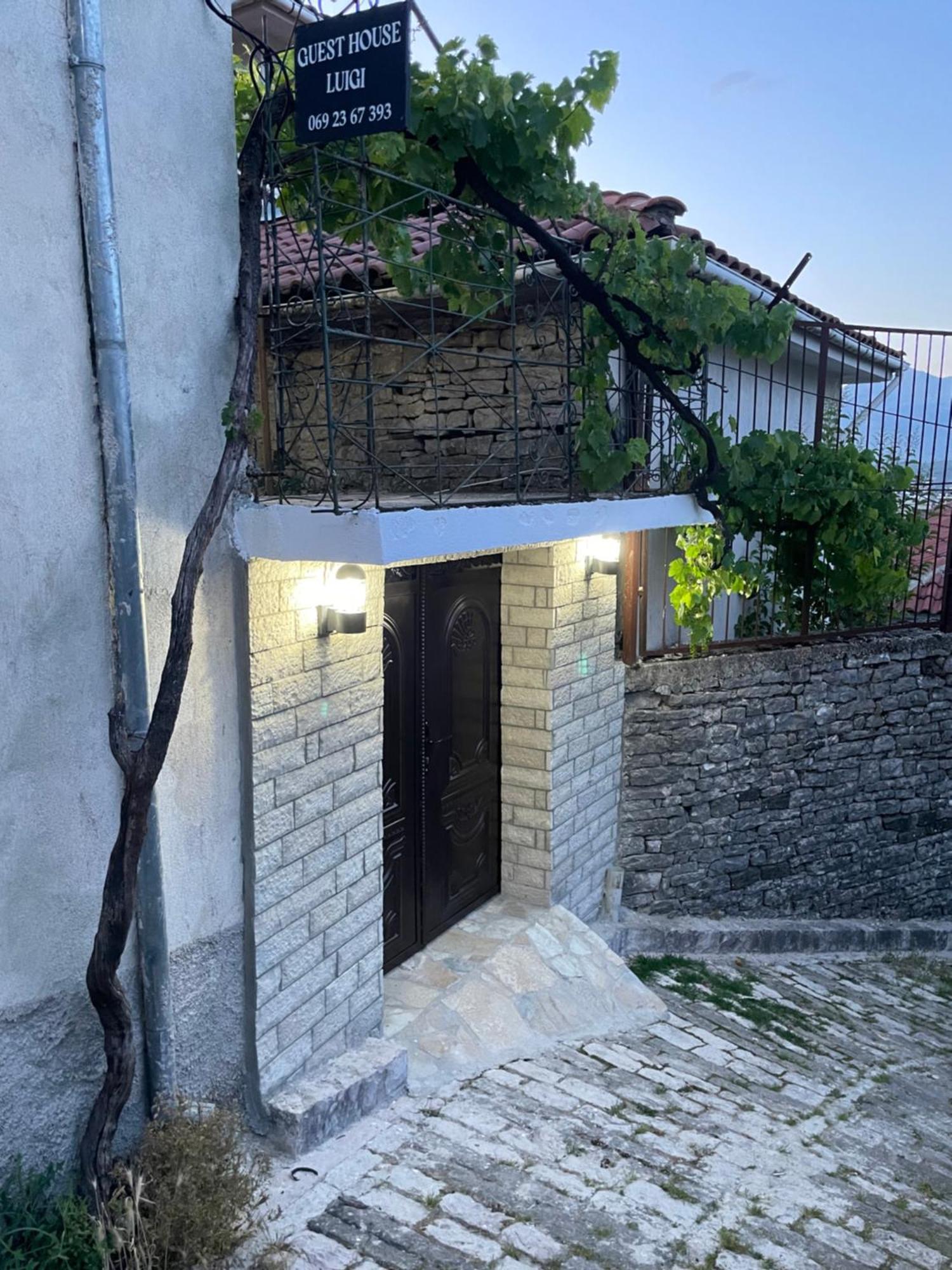 Luigi Guest House Gjirokastër Exterior foto
