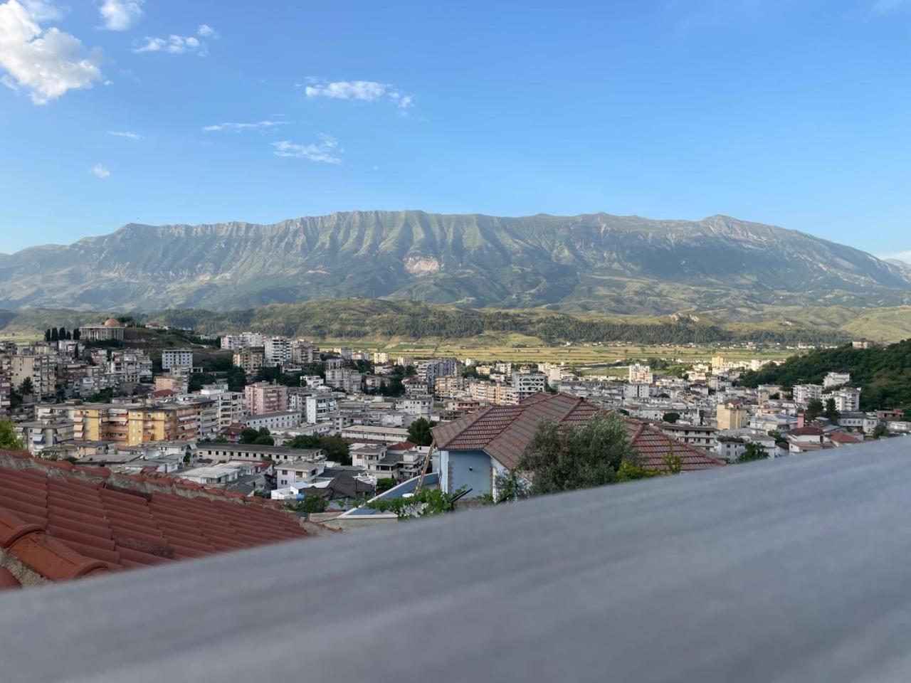 Luigi Guest House Gjirokastër Exterior foto